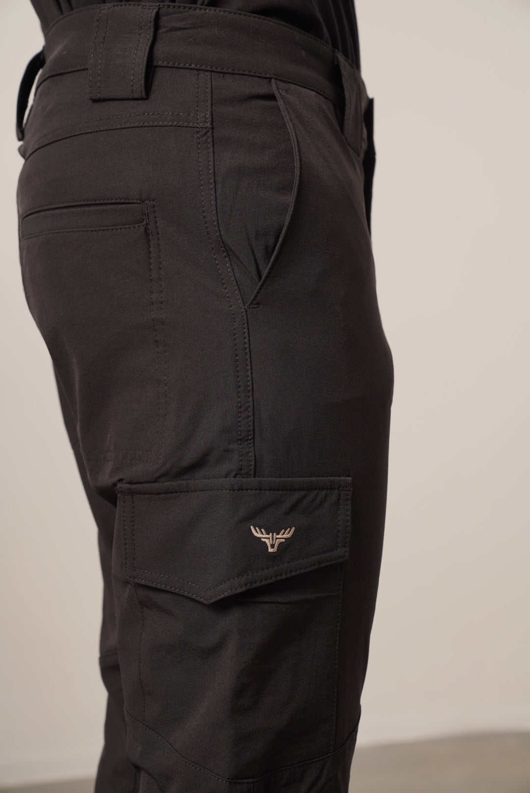 Archer Camp Wolf Outdoor Pants